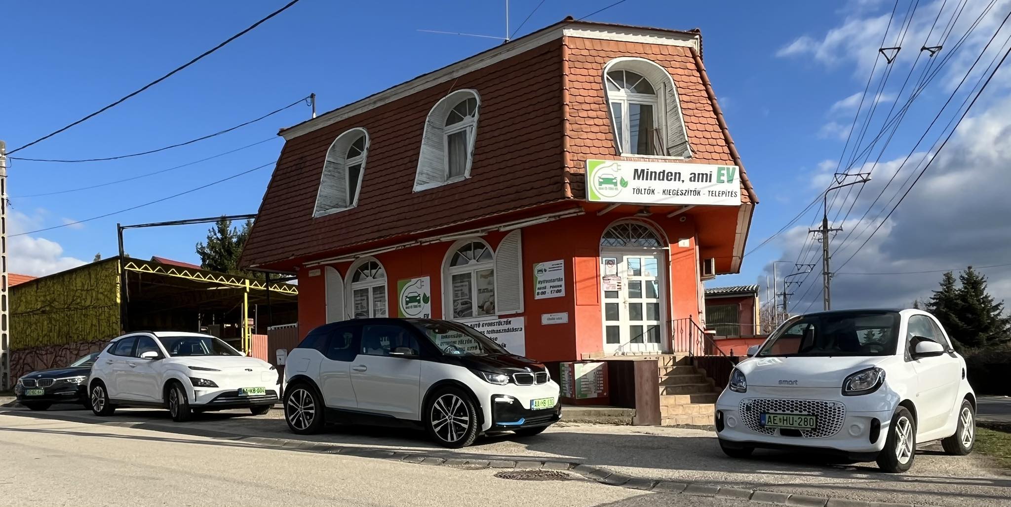 Elektromos autó töltő
EV töltő
e-autó töltő
EVSE töltő
e-autó otthoni töltő
töltőállomás elektromos autókhoz
gyors töltő elektromos autóhoz
fali töltő
mobil EV töltő
otthoni fali EV töltő
EV töltőberendezés
töltőkábel elektromos autóhoz
EV csatlakozó
EV adapter
okos EV töltő
Wi-Fi-s elektromos autó töltő
APP-vezérelt töltő
AC töltő
DC töltő
Type1 csatlakozó
Type2 csatlakozó
Mennekes csatlakozó
CCS Combo töltő
CHAdeMO töltő
11kW töltő
22kW töltő
32A töltő
háztartási töltő
ipari EV töltő
BESEN
Bokman
Wallbox
EVBox
JuiceBox
Webasto
Tesla
Kempower
ABB
Schneider Electric
Legrand
Siemens
Mennekes
Suntree
EV tulajdonosoknak
otthoni töltés megoldások
céges flottatöltés
garázs töltés
napelem rendszerhez kompatibilis EV töltő
energiagazdálkodás EV töltésnél
autókereskedés EV töltő
üzleti töltőpontok
elektromos autó webshop
elektromos autó töltő webshop
EV töltő akció
legjobb EV töltő
töltő otthonra
okos EV töltő vásárlás
EV töltő online rendelés
elektromos autó töltés gyorsan
töltő autóhoz
EV töltőkészülék
zöld közlekedés
környezetbarát autózás
zöld energia használat
fenntartható közlekedés
EV jövő