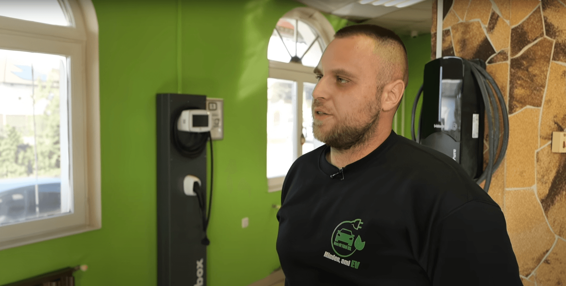 Elektromos autó töltő
EV töltő
e-autó töltő
EVSE töltő
e-autó otthoni töltő
töltőállomás elektromos autókhoz
gyors töltő elektromos autóhoz
fali töltő
mobil EV töltő
otthoni fali EV töltő
EV töltőberendezés
töltőkábel elektromos autóhoz
EV csatlakozó
EV adapter
okos EV töltő
Wi-Fi-s elektromos autó töltő
APP-vezérelt töltő
AC töltő
DC töltő
Type1 csatlakozó
Type2 csatlakozó
Mennekes csatlakozó
CCS Combo töltő
CHAdeMO töltő
11kW töltő
22kW töltő
32A töltő
háztartási töltő
ipari EV töltő
BESEN
Bokman
Wallbox
EVBox
JuiceBox
Webasto
Tesla
Kempower
ABB
Schneider Electric
Legrand
Siemens
Mennekes
Suntree
EV tulajdonosoknak
otthoni töltés megoldások
céges flottatöltés
garázs töltés
napelem rendszerhez kompatibilis EV töltő
energiagazdálkodás EV töltésnél
autókereskedés EV töltő
üzleti töltőpontok
elektromos autó webshop
elektromos autó töltő webshop
EV töltő akció
legjobb EV töltő
töltő otthonra
okos EV töltő vásárlás
EV töltő online rendelés
elektromos autó töltés gyorsan
töltő autóhoz
EV töltőkészülék
zöld közlekedés
környezetbarát autózás
zöld energia használat
fenntartható közlekedés
EV jövő