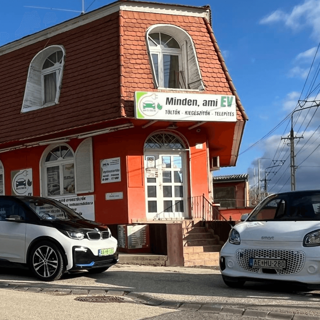 Elektromos autó töltő
EV töltő
e-autó töltő
EVSE töltő
e-autó otthoni töltő
töltőállomás elektromos autókhoz
gyors töltő elektromos autóhoz
fali töltő
mobil EV töltő
otthoni fali EV töltő
EV töltőberendezés
töltőkábel elektromos autóhoz
EV csatlakozó
EV adapter
okos EV töltő
Wi-Fi-s elektromos autó töltő
APP-vezérelt töltő
AC töltő
DC töltő
Type1 csatlakozó
Type2 csatlakozó
Mennekes csatlakozó
CCS Combo töltő
CHAdeMO töltő
11kW töltő
22kW töltő
32A töltő
háztartási töltő
ipari EV töltő
BESEN
Bokman
Wallbox
EVBox
JuiceBox
Webasto
Tesla
Kempower
ABB
Schneider Electric
Legrand
Siemens
Mennekes
Suntree
EV tulajdonosoknak
otthoni töltés megoldások
céges flottatöltés
garázs töltés
napelem rendszerhez kompatibilis EV töltő
energiagazdálkodás EV töltésnél
autókereskedés EV töltő
üzleti töltőpontok
elektromos autó webshop
elektromos autó töltő webshop
EV töltő akció
legjobb EV töltő
töltő otthonra
okos EV töltő vásárlás
EV töltő online rendelés
elektromos autó töltés gyorsan
töltő autóhoz
EV töltőkészülék
zöld közlekedés
környezetbarát autózás
zöld energia használat
fenntartható közlekedés
EV jövő